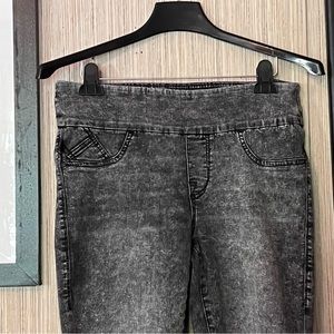 Rock  & Republic jeans size 12